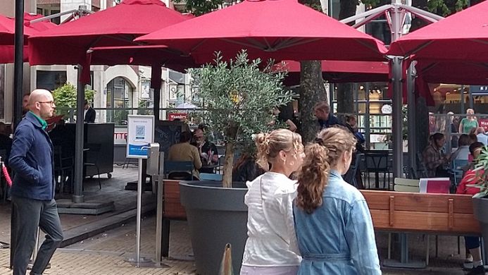 Interieur of exterieur, achte…