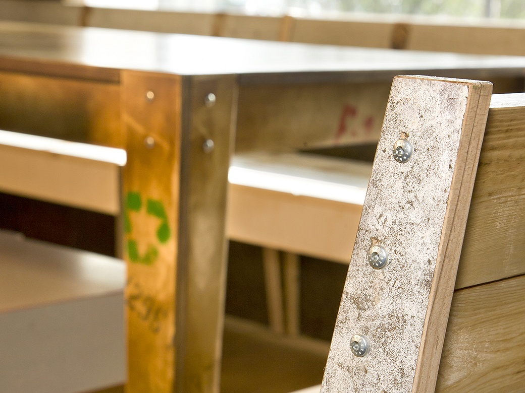 Industrieel interieur jongerencentrum Leerdam