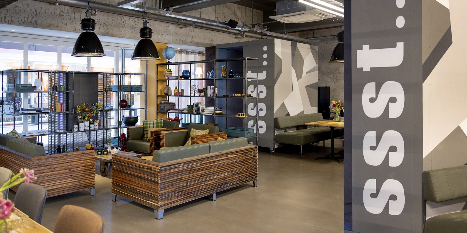 Maatschappelijk interieur van SNS Expertisecentrum Groningen