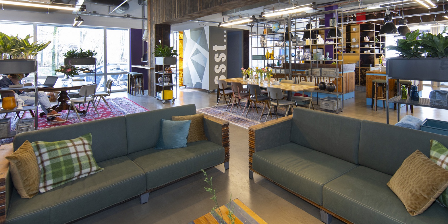 Maatschappelijk interieur van SNS Expertisecentrum Groningen
