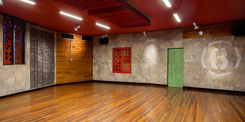 Maatschappelijk interieur van theater de Speeldoos Vught