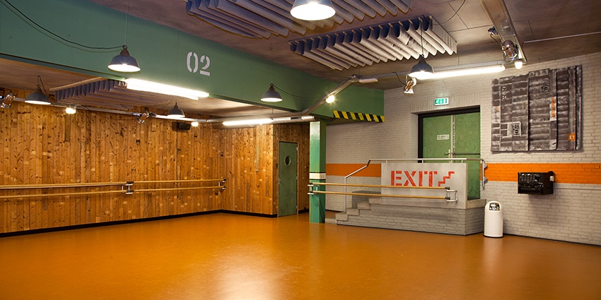 Maatschappelijk interieur van theater de Speeldoos Vught