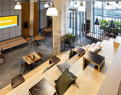 Kantoor interieur van SNS Expertisecentrum Maastricht