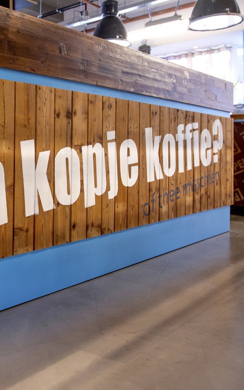 Maatschappelijk interieur van SNS Expertisecentrum Groningen