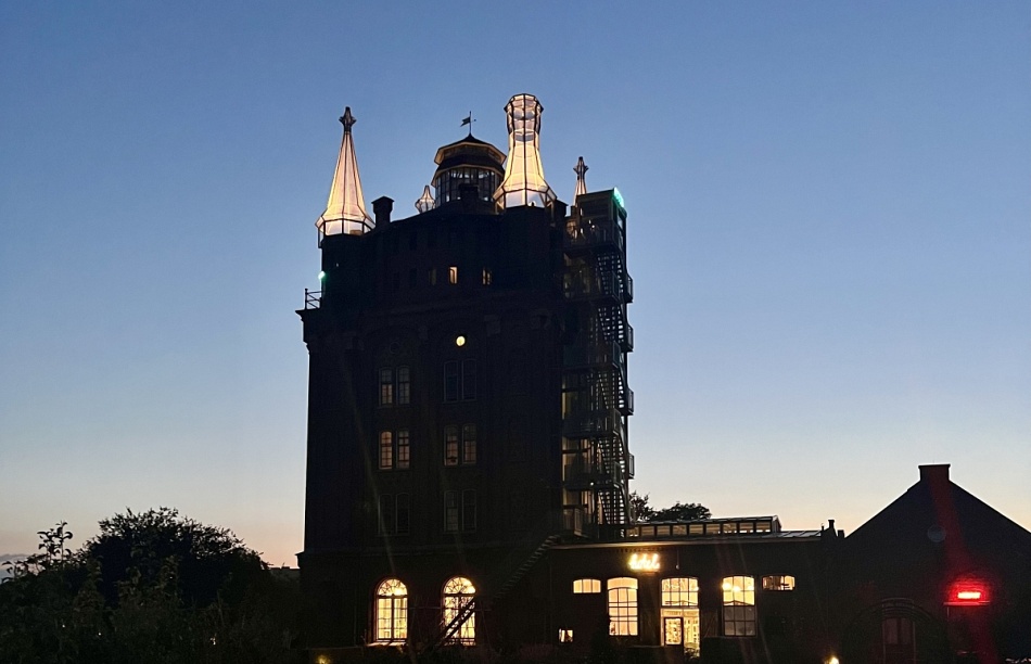 Villa Augustus; Een middelvinger en tegelijk een liefdesbrief 